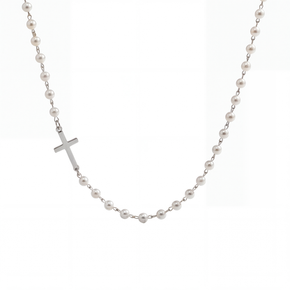 Collar de Perlas Eternas con Cruz
